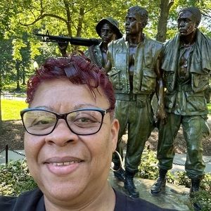 Meet your Posher, Lawanda